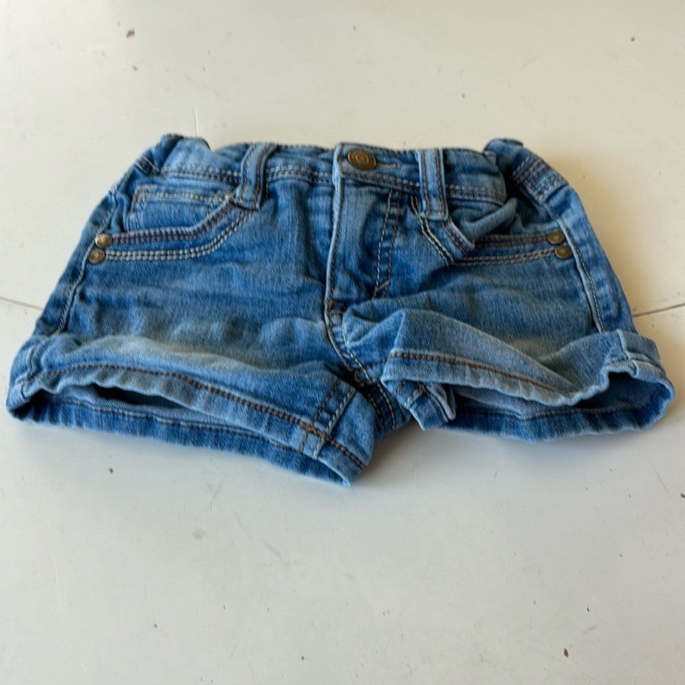 🌸Wallflower Blue Denim Shorts with Rolled Hem and Contrast Stitching